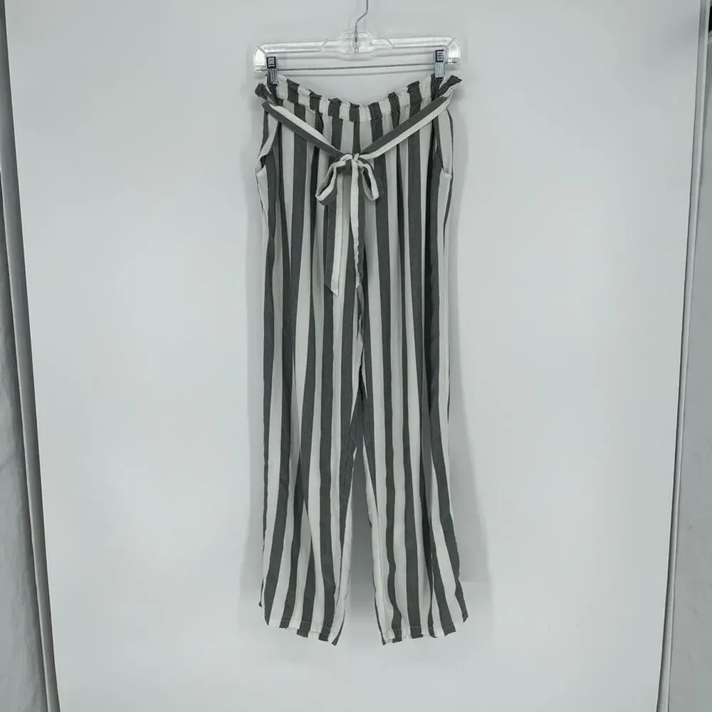 American Eagle High Rise Stripe Paperbag Pants Size Medium